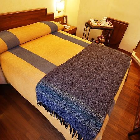 Al Colonnato Di San Pietro Bed and Breakfast Rom Eksteriør billede