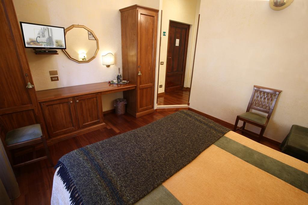 Al Colonnato Di San Pietro Bed and Breakfast Rom Eksteriør billede