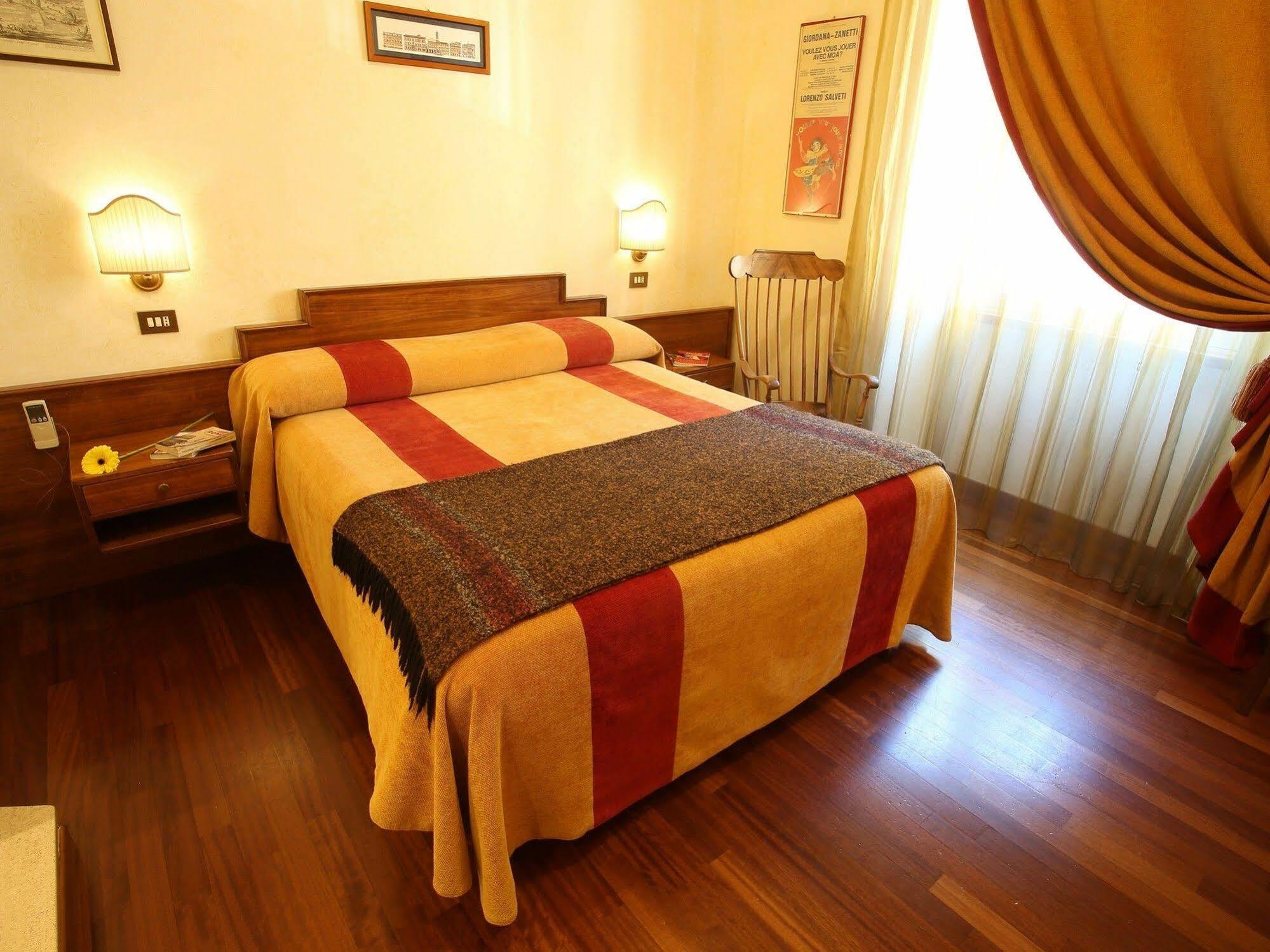 Al Colonnato Di San Pietro Bed and Breakfast Rom Eksteriør billede